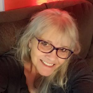 Meet your Posher, Kay